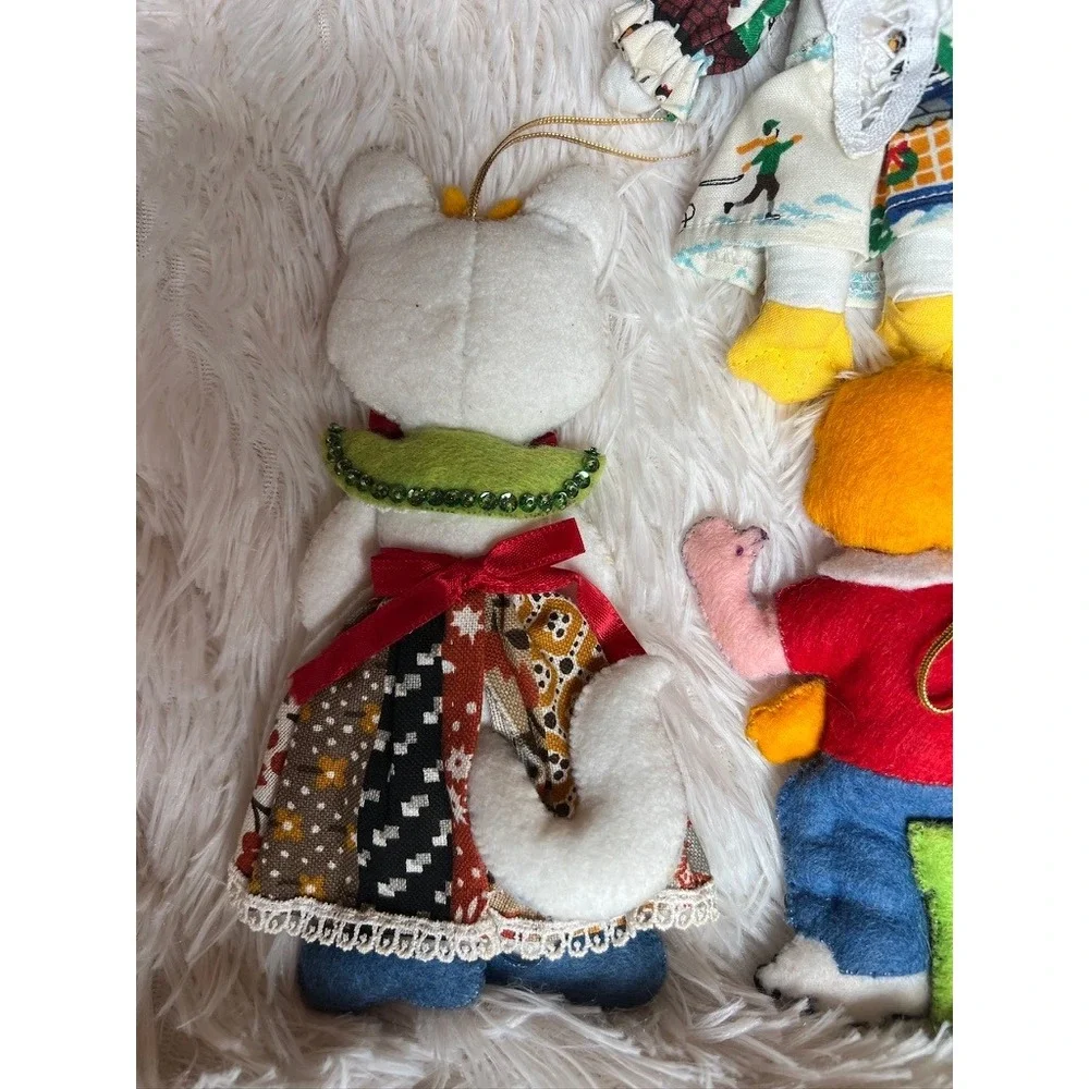 Handmade Felt Christmas Ornaments 5 Vintage Kitschy Nursery Rhymes Childrens